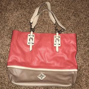 Vera Wang leather purse